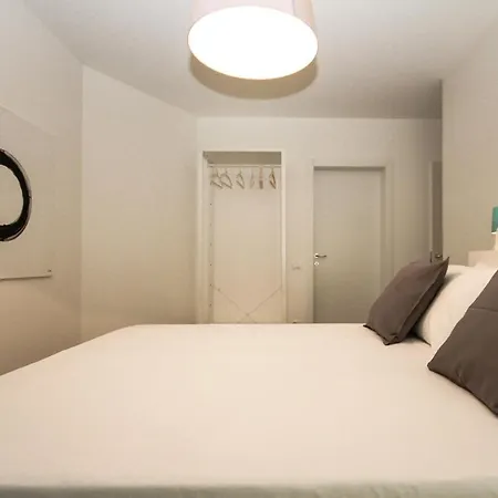 Yourbanflat Foscolo Apartman *